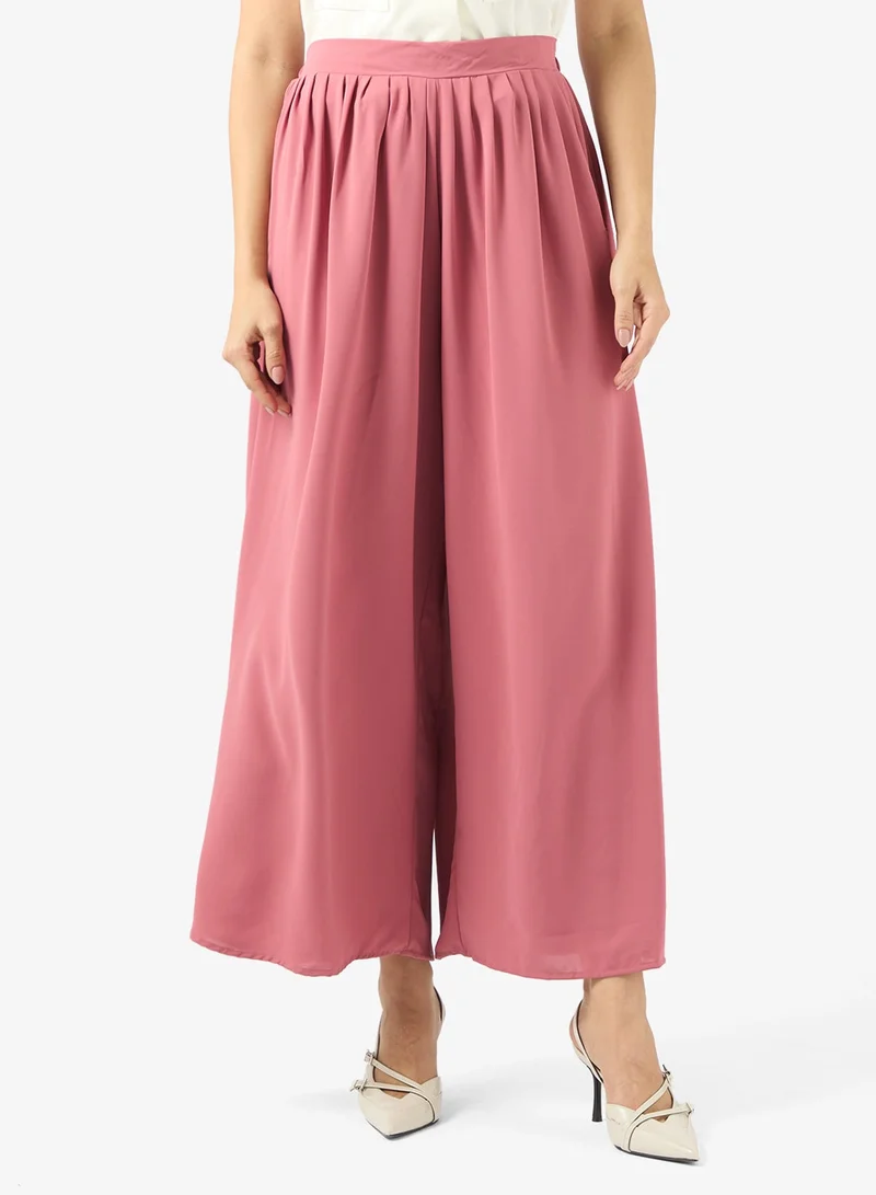 ايلا بنطال  بقصة واسعة